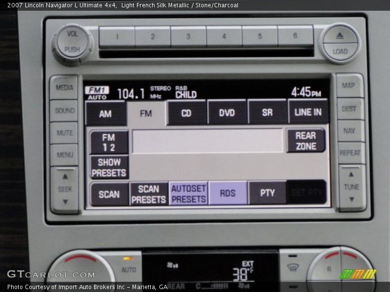 Audio System of 2007 Navigator L Ultimate 4x4