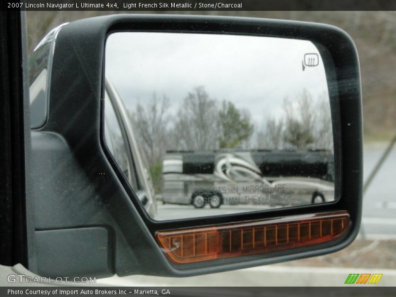 Light French Silk Metallic / Stone/Charcoal 2007 Lincoln Navigator L Ultimate 4x4