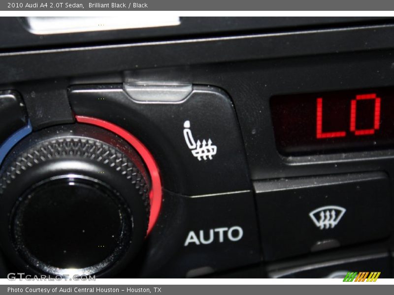 Brilliant Black / Black 2010 Audi A4 2.0T Sedan