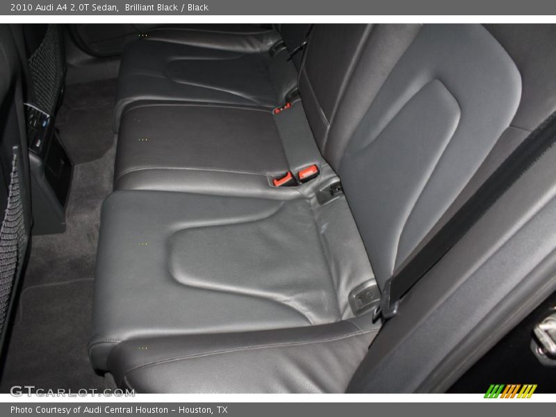 Brilliant Black / Black 2010 Audi A4 2.0T Sedan