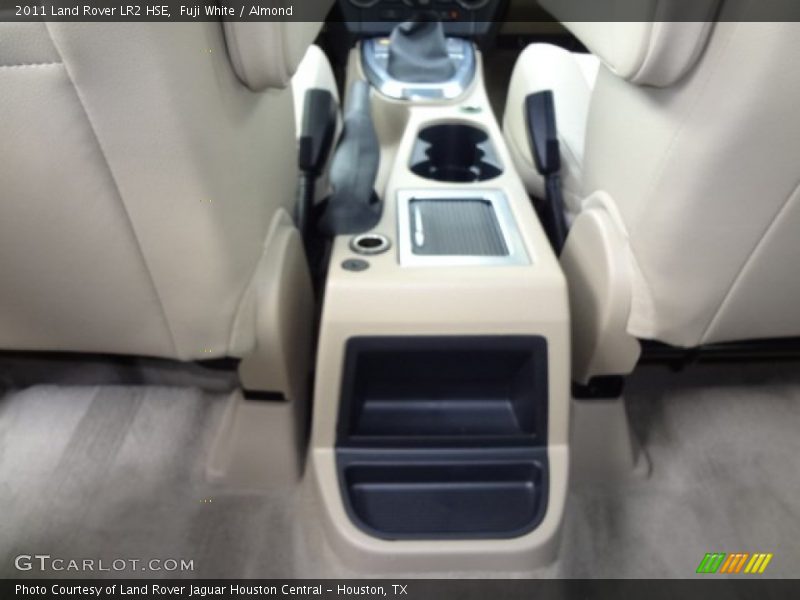Fuji White / Almond 2011 Land Rover LR2 HSE