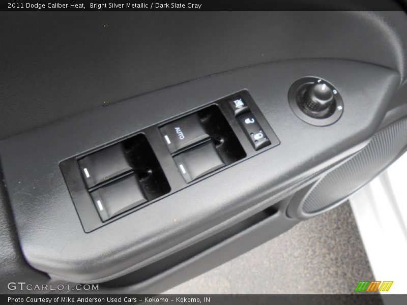 Bright Silver Metallic / Dark Slate Gray 2011 Dodge Caliber Heat