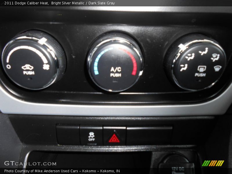 Bright Silver Metallic / Dark Slate Gray 2011 Dodge Caliber Heat