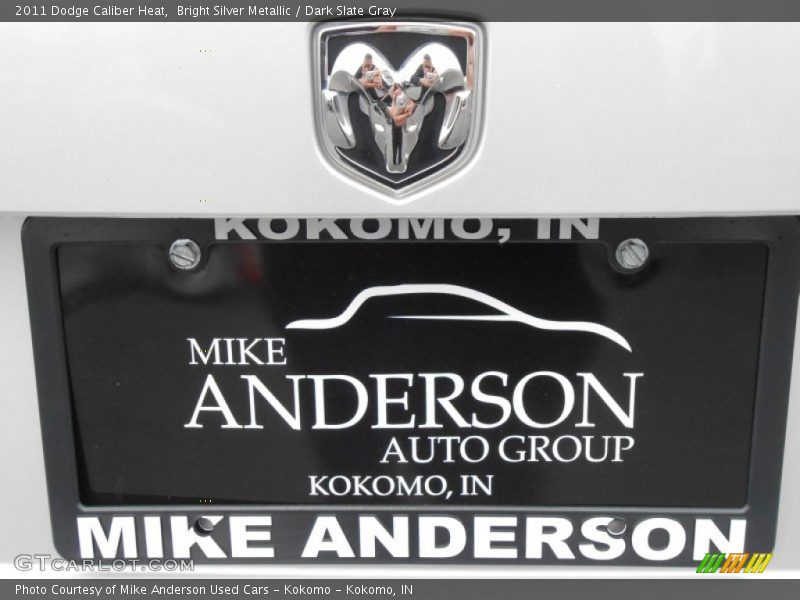 Bright Silver Metallic / Dark Slate Gray 2011 Dodge Caliber Heat