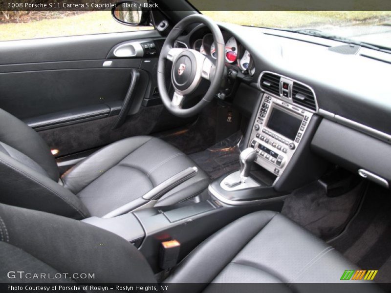 Dashboard of 2008 911 Carrera S Cabriolet