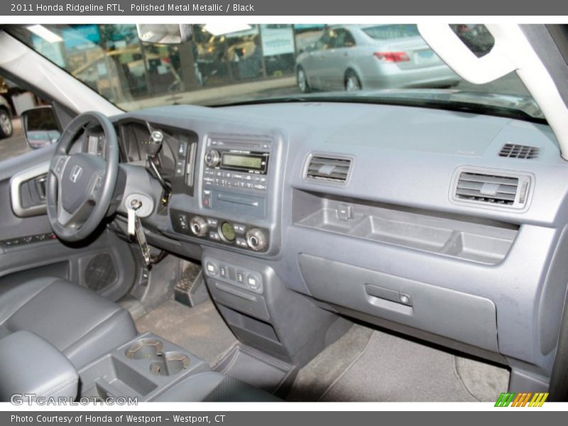 Dashboard of 2011 Ridgeline RTL