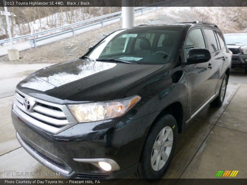Black / Black 2013 Toyota Highlander SE 4WD