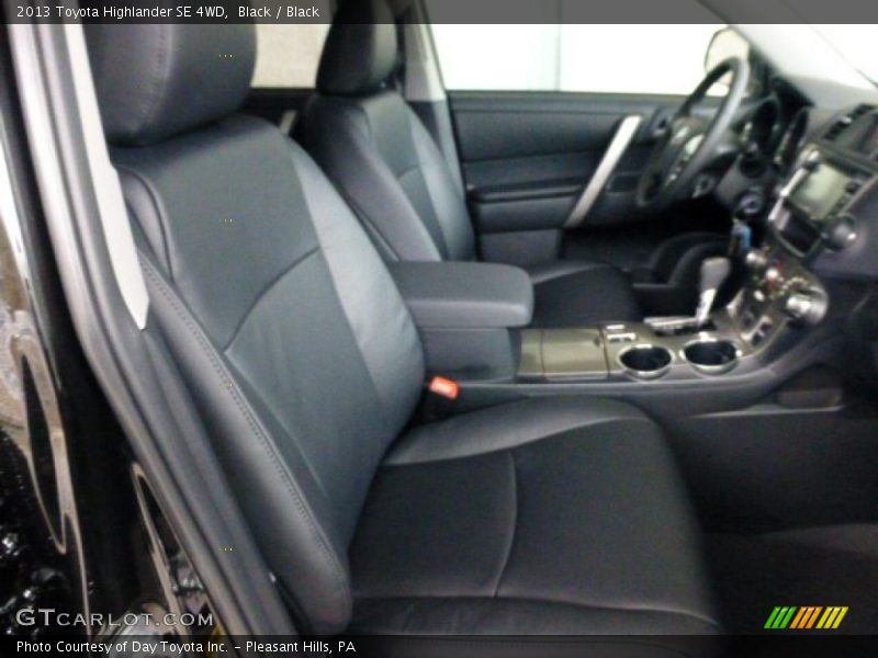 Black / Black 2013 Toyota Highlander SE 4WD