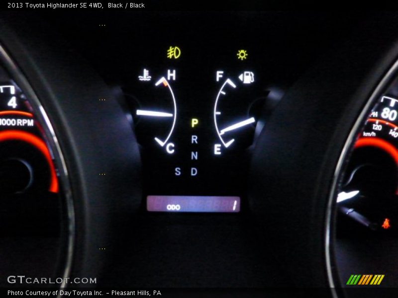 Black / Black 2013 Toyota Highlander SE 4WD