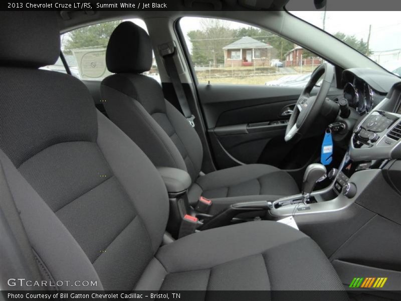 Summit White / Jet Black 2013 Chevrolet Cruze LT/RS