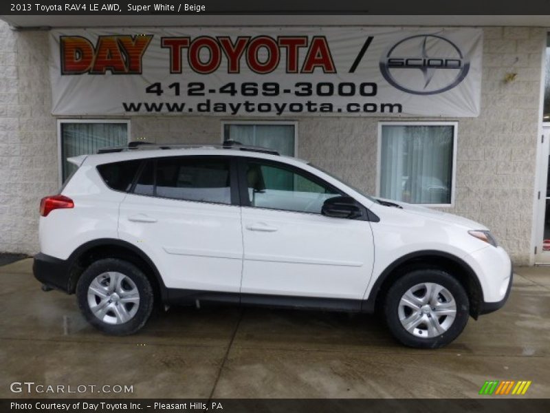 Super White / Beige 2013 Toyota RAV4 LE AWD