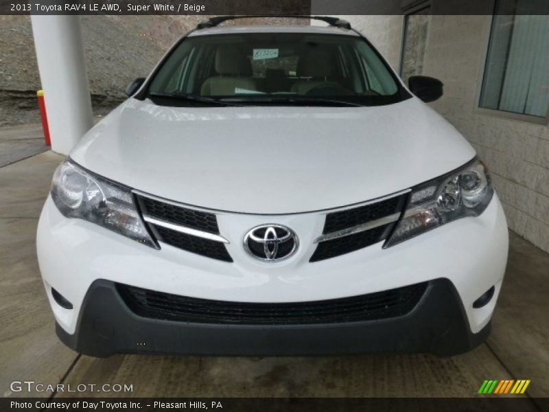 Super White / Beige 2013 Toyota RAV4 LE AWD