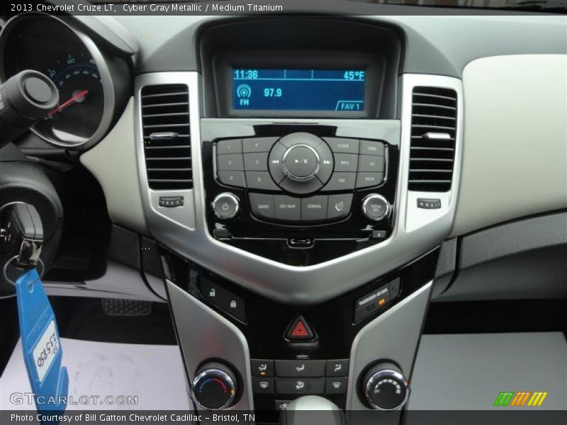Cyber Gray Metallic / Medium Titanium 2013 Chevrolet Cruze LT