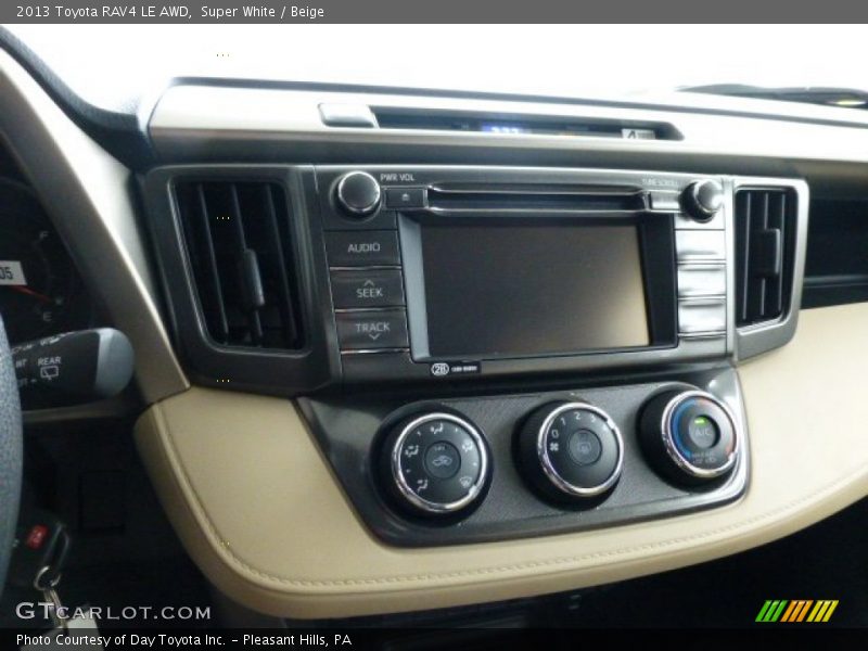 Super White / Beige 2013 Toyota RAV4 LE AWD