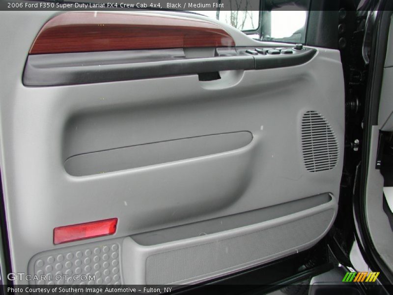 Black / Medium Flint 2006 Ford F350 Super Duty Lariat FX4 Crew Cab 4x4