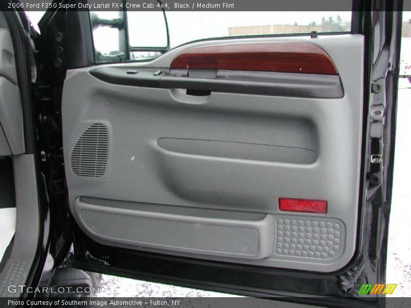 Black / Medium Flint 2006 Ford F350 Super Duty Lariat FX4 Crew Cab 4x4