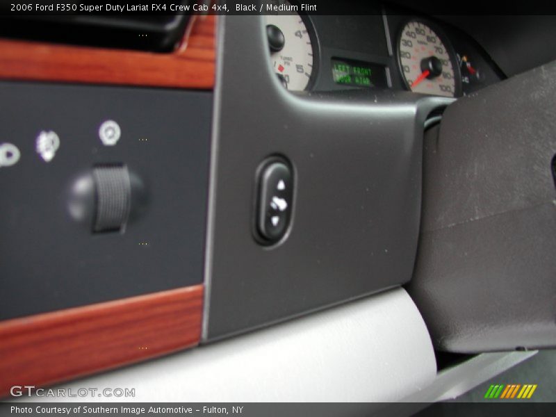 Black / Medium Flint 2006 Ford F350 Super Duty Lariat FX4 Crew Cab 4x4
