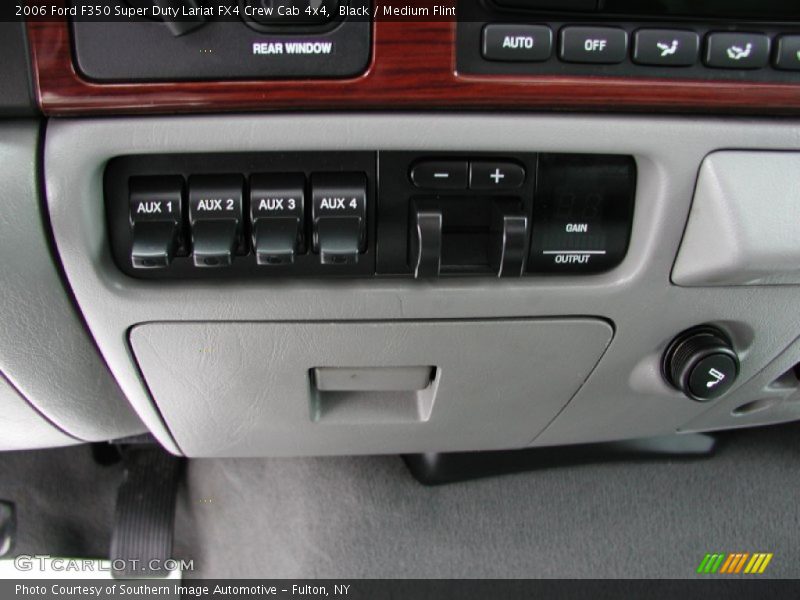Black / Medium Flint 2006 Ford F350 Super Duty Lariat FX4 Crew Cab 4x4