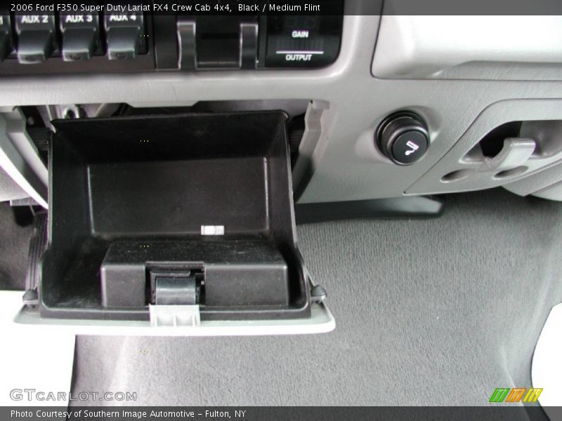 Black / Medium Flint 2006 Ford F350 Super Duty Lariat FX4 Crew Cab 4x4