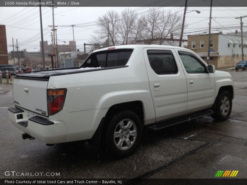 White / Olive 2006 Honda Ridgeline RTL