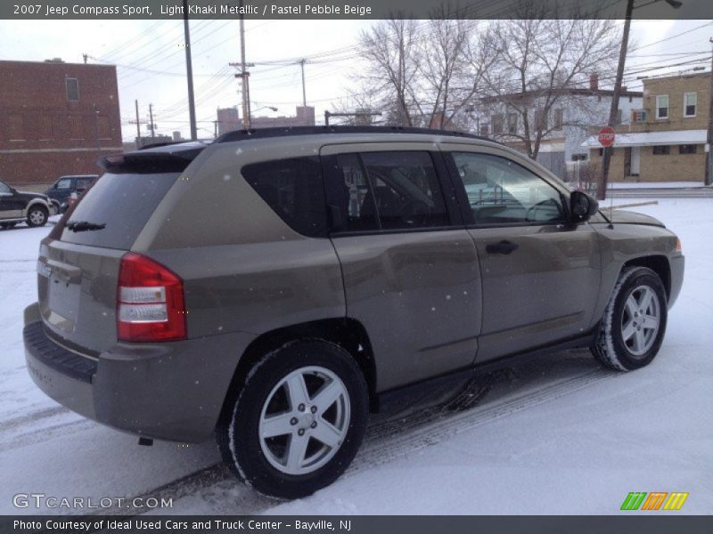 Light Khaki Metallic / Pastel Pebble Beige 2007 Jeep Compass Sport