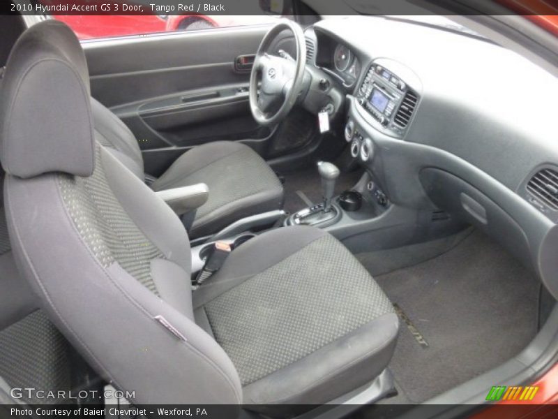  2010 Accent GS 3 Door Black Interior