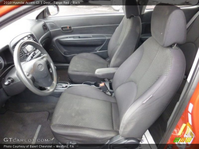 Front Seat of 2010 Accent GS 3 Door