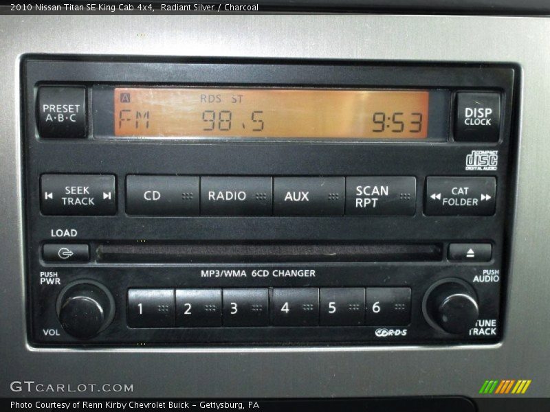 Radiant Silver / Charcoal 2010 Nissan Titan SE King Cab 4x4