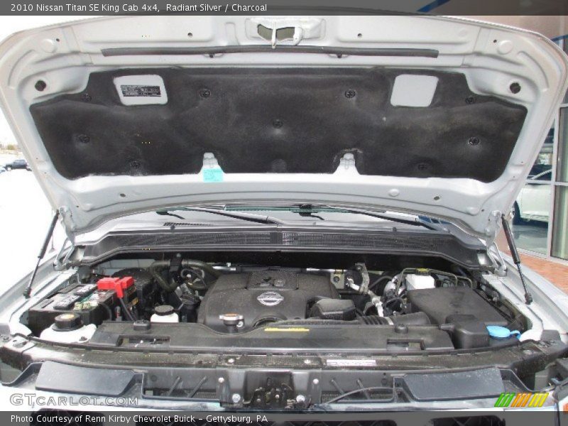 Radiant Silver / Charcoal 2010 Nissan Titan SE King Cab 4x4