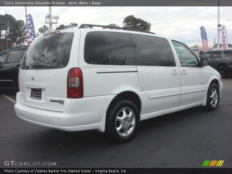 Arctic White / Beige 2001 Oldsmobile Silhouette Premier