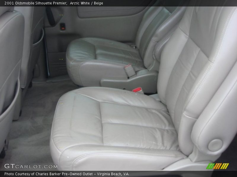 Arctic White / Beige 2001 Oldsmobile Silhouette Premier