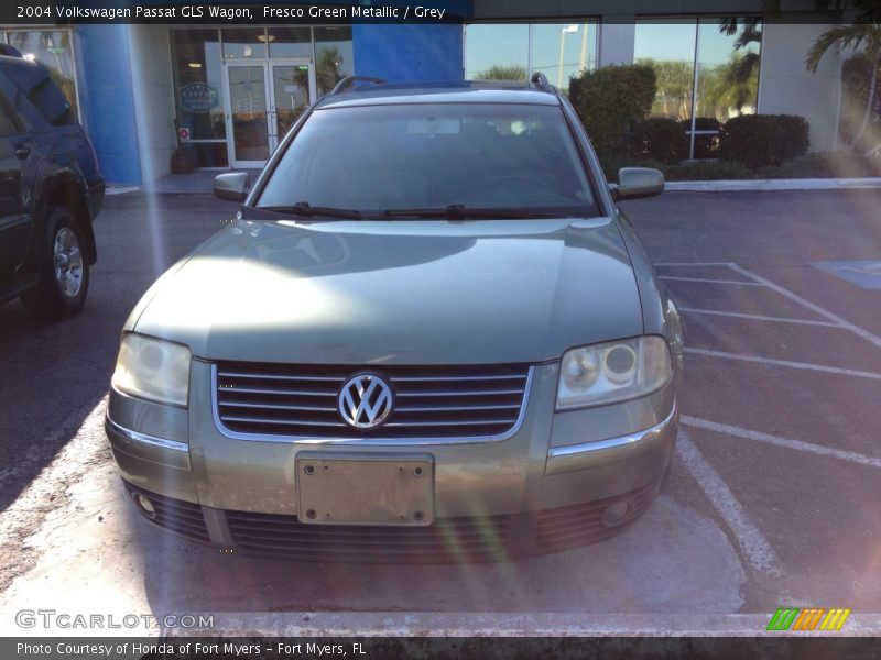 Fresco Green Metallic / Grey 2004 Volkswagen Passat GLS Wagon