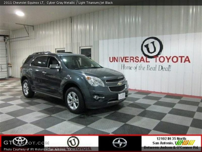 Cyber Gray Metallic / Light Titanium/Jet Black 2011 Chevrolet Equinox LT