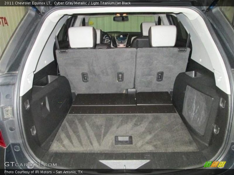Cyber Gray Metallic / Light Titanium/Jet Black 2011 Chevrolet Equinox LT