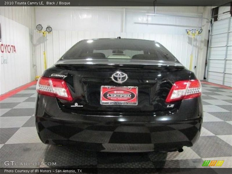 Black / Bisque 2010 Toyota Camry LE