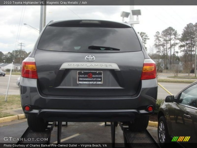 Magnetic Gray Metallic / Ash 2010 Toyota Highlander V6