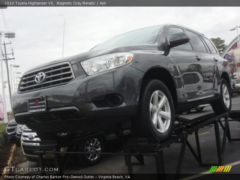 Magnetic Gray Metallic / Ash 2010 Toyota Highlander V6