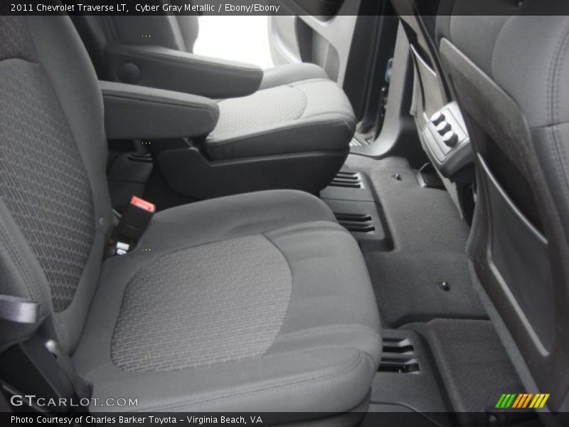 Cyber Gray Metallic / Ebony/Ebony 2011 Chevrolet Traverse LT