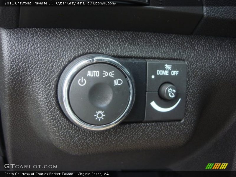 Cyber Gray Metallic / Ebony/Ebony 2011 Chevrolet Traverse LT