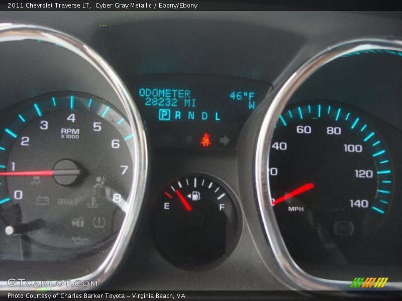 Cyber Gray Metallic / Ebony/Ebony 2011 Chevrolet Traverse LT