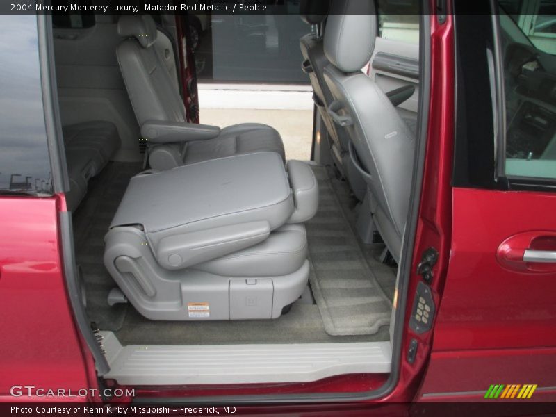 Matador Red Metallic / Pebble 2004 Mercury Monterey Luxury