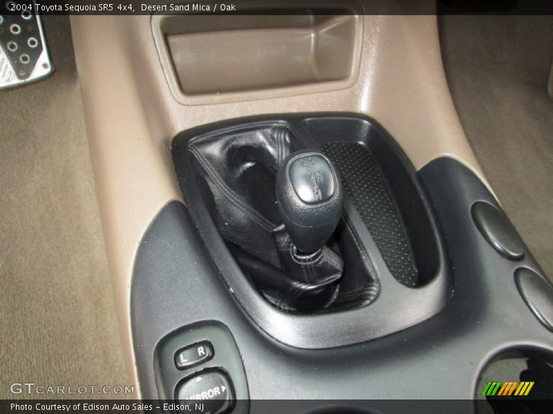 Controls of 2004 Sequoia SR5 4x4