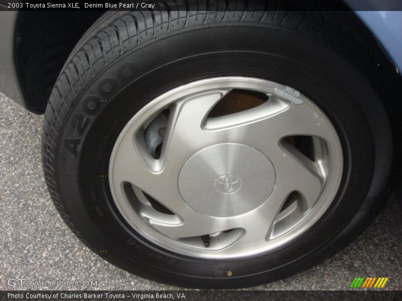  2003 Sienna XLE Wheel