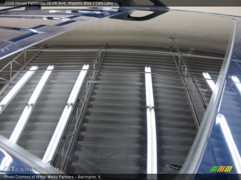 Sunroof of 2008 Pathfinder SE V8 4x4