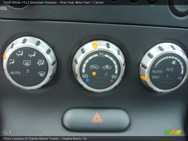 Controls of 2008 350Z Enthusiast Roadster