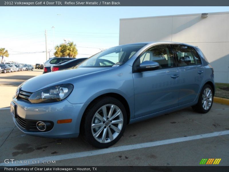 Front 3/4 View of 2012 Golf 4 Door TDI