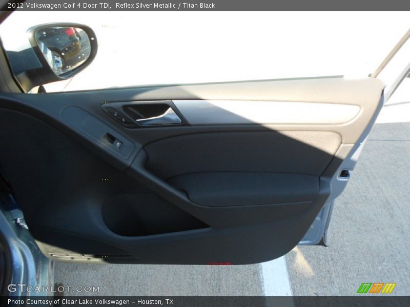 Reflex Silver Metallic / Titan Black 2012 Volkswagen Golf 4 Door TDI
