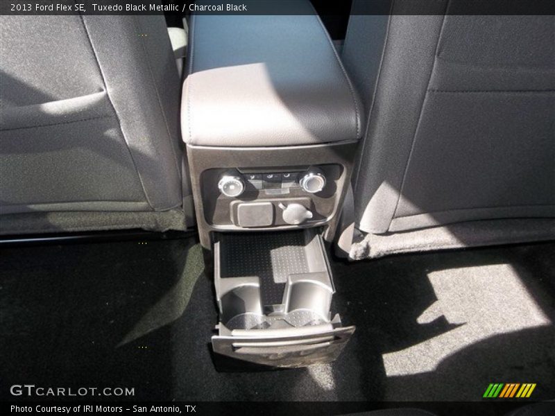 Tuxedo Black Metallic / Charcoal Black 2013 Ford Flex SE