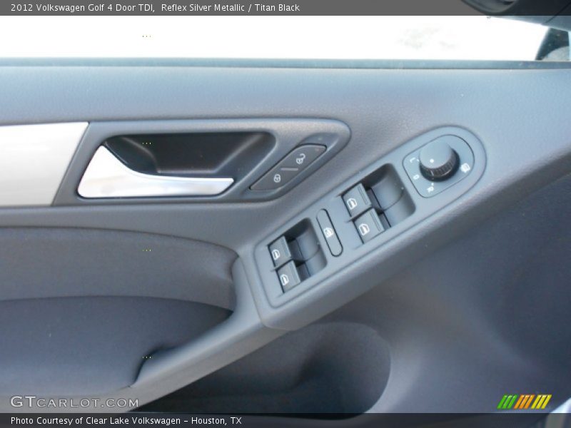 Controls of 2012 Golf 4 Door TDI