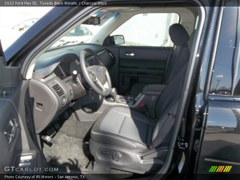 Tuxedo Black Metallic / Charcoal Black 2013 Ford Flex SE